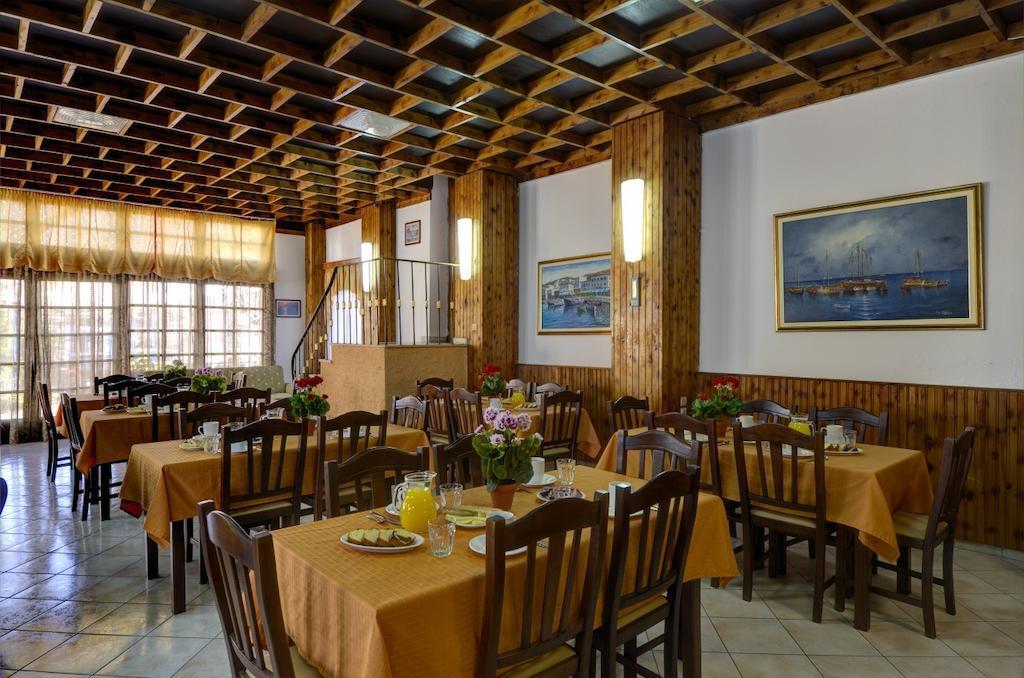 Izela Hotel Kala Nera Exterior photo
